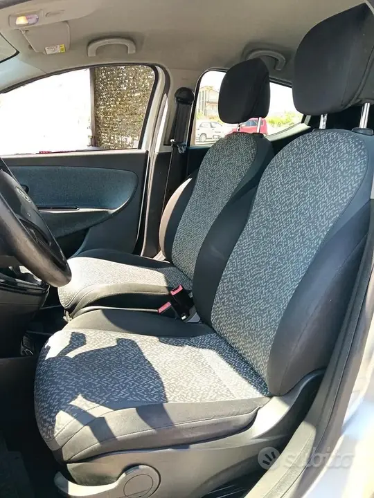 Lancia Ypsilon 2018 photo 5