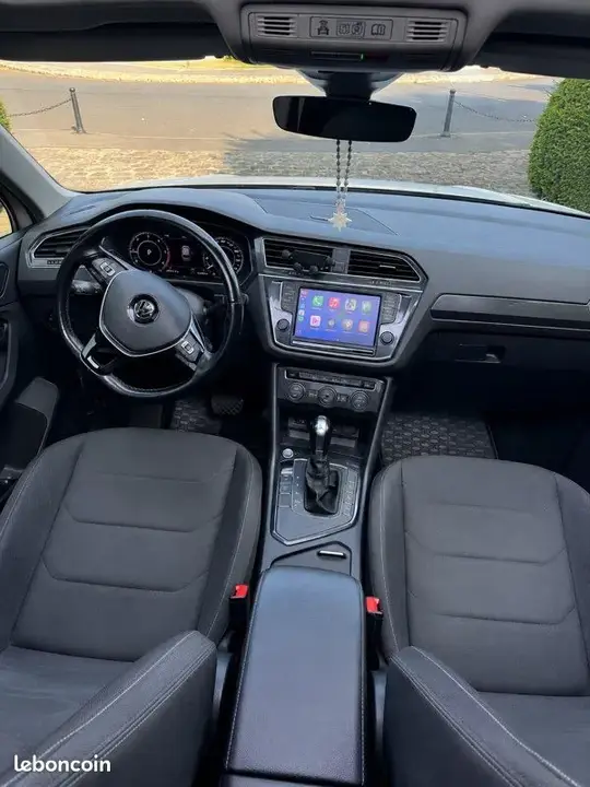 Volkswagen Tiguan 2017 photo 2