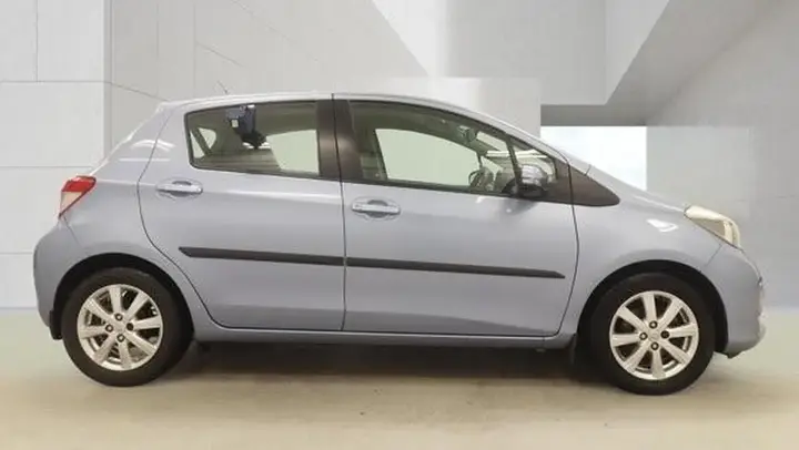 Toyota Yaris 2011 photo 5