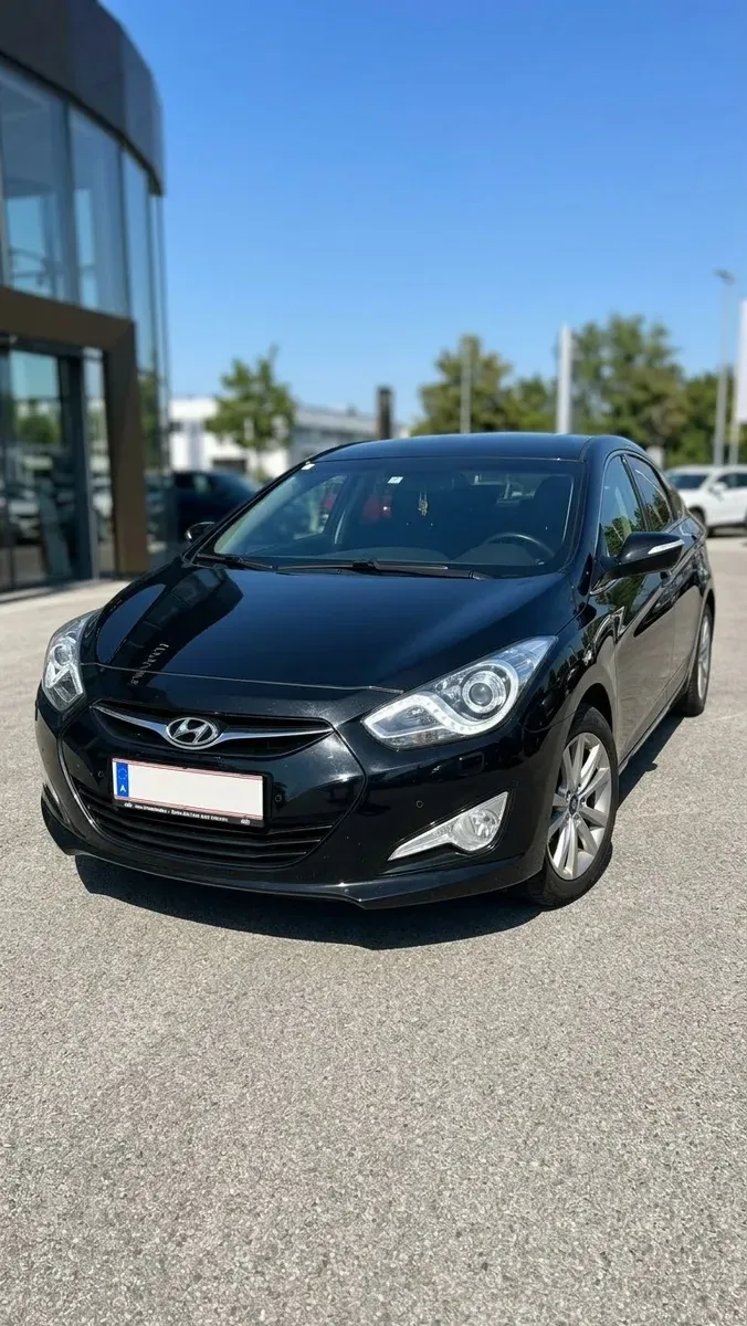 Hyundai I40