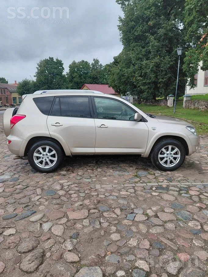 Toyota Rav4 2007 photo 4