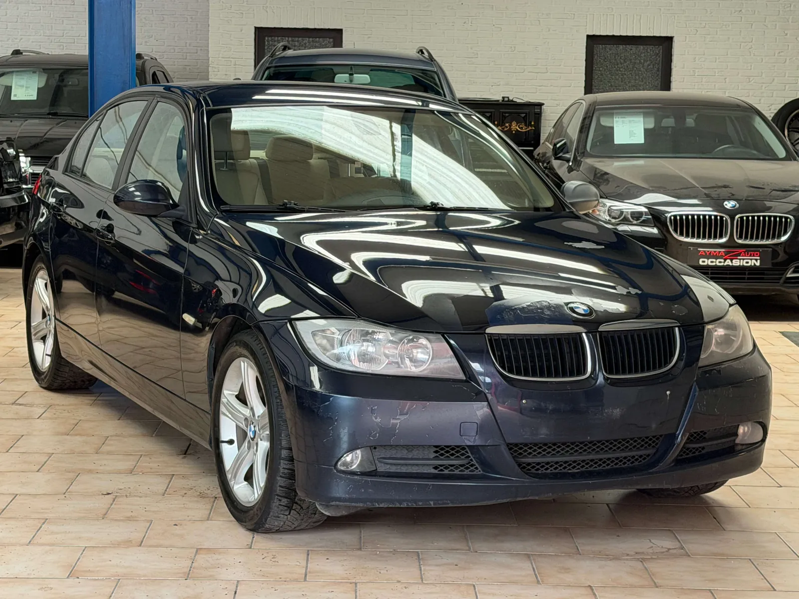 BMW 318D 2008 photo 3