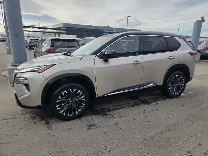 Nissan Rogue 2026 photo 2