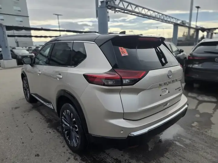 Nissan Rogue 2026 photo 4