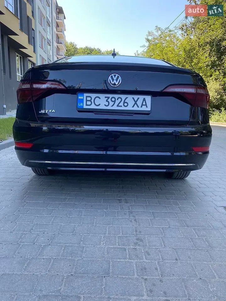 Volkswagen Jetta 2021 photo 2