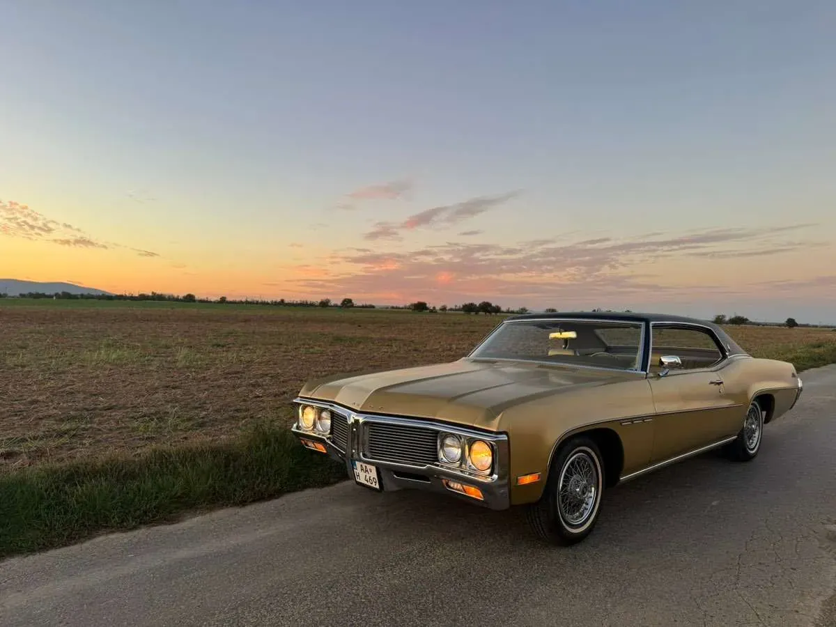 Buick Le Sabre 1970 photo 2