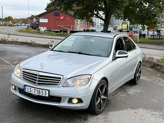 Mercedes-Benz C220 D 2008 photo 2
