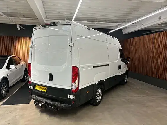 Iveco Daily 2022 photo 3
