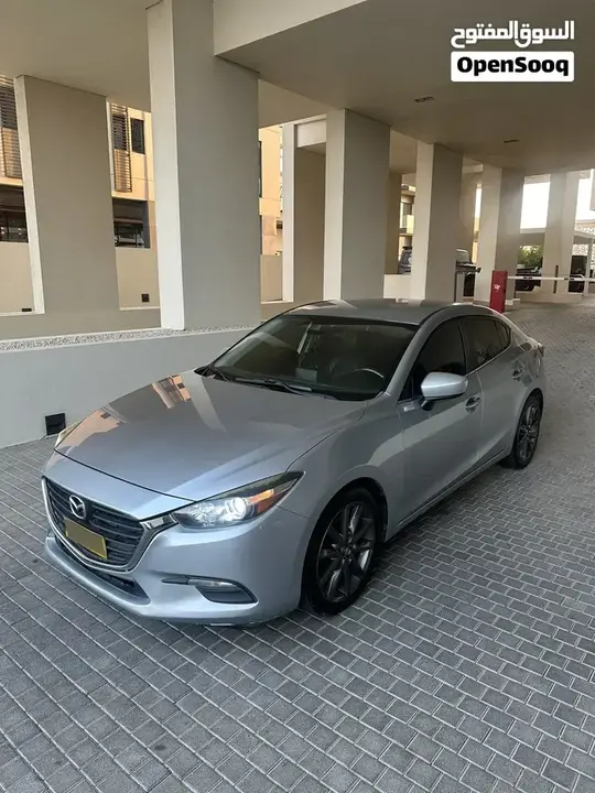 Mazda 3 2019 photo 2
