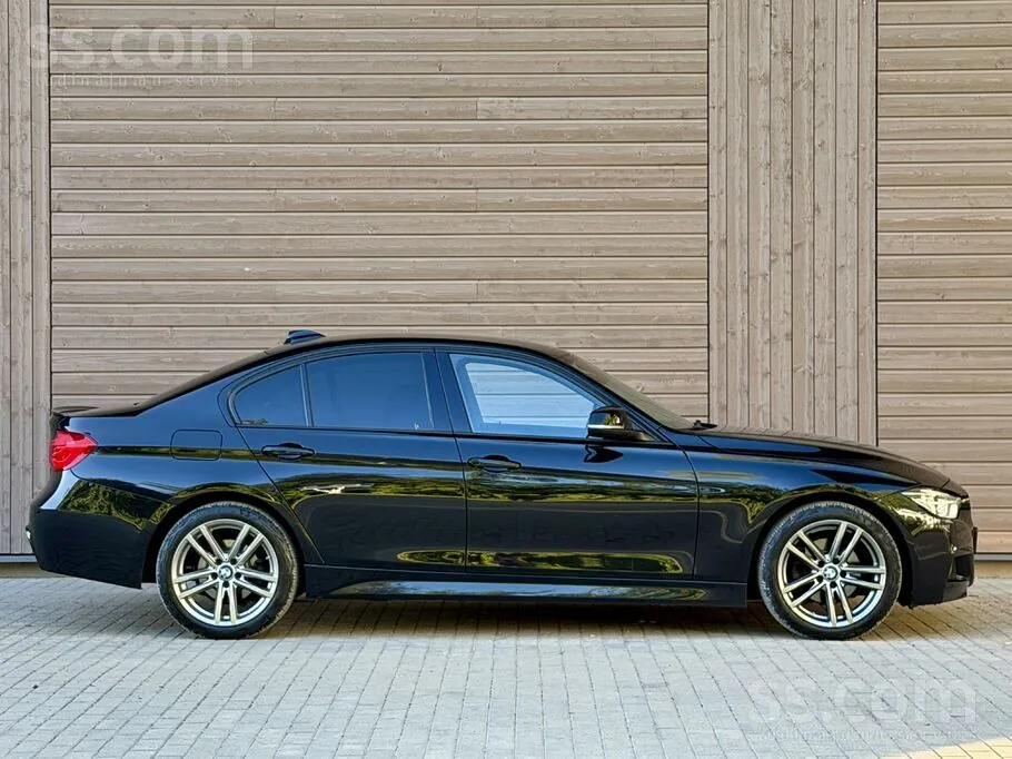 BMW 320D 2016 photo 2