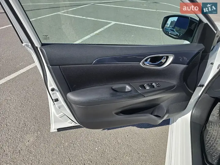 Nissan Sentra 2017 photo 2