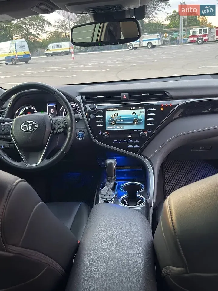 Toyota Camry 2019 photo 5