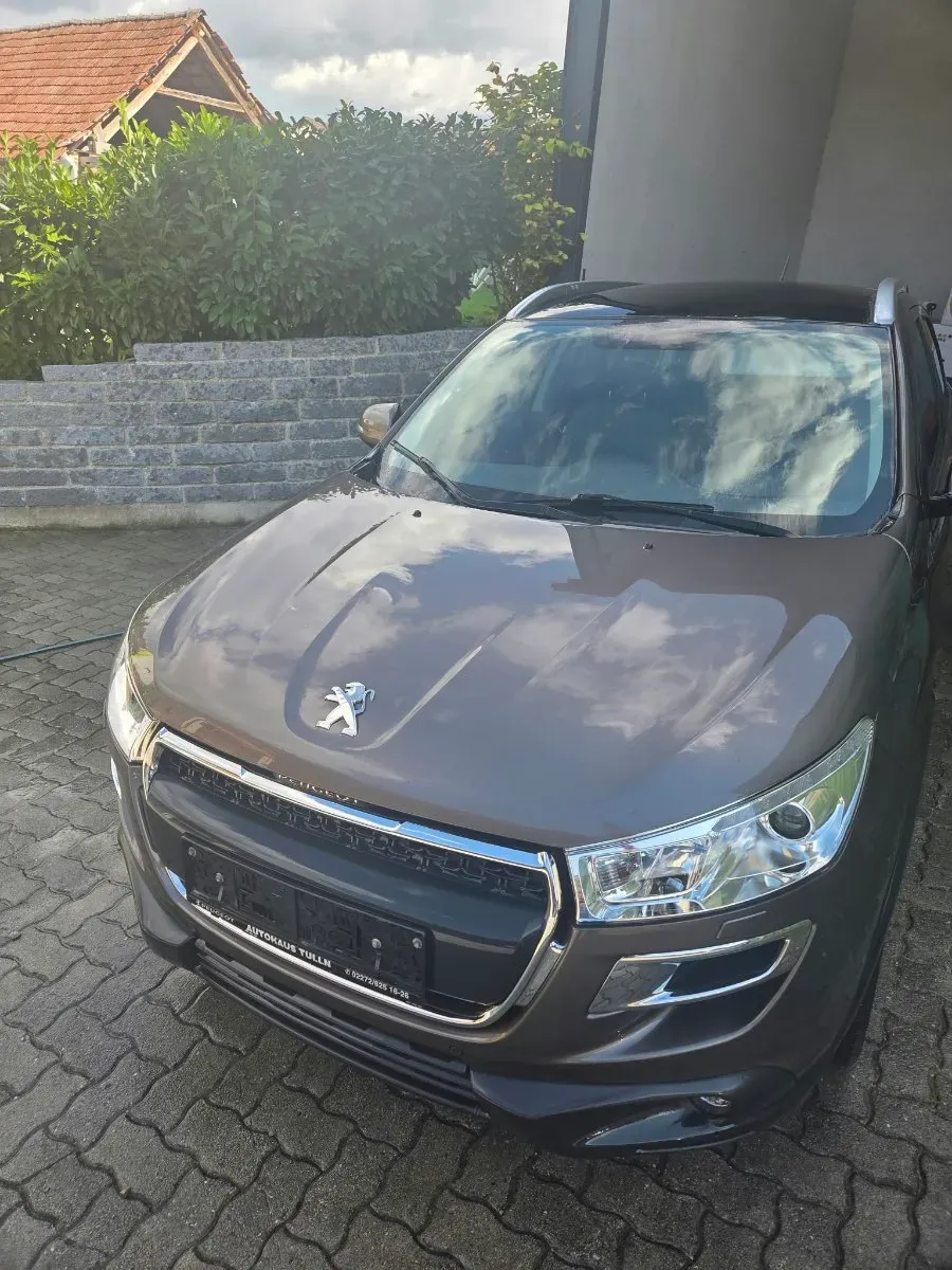 Peugeot 4008
