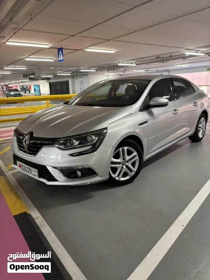 Renault Megane 2019 photo 5
