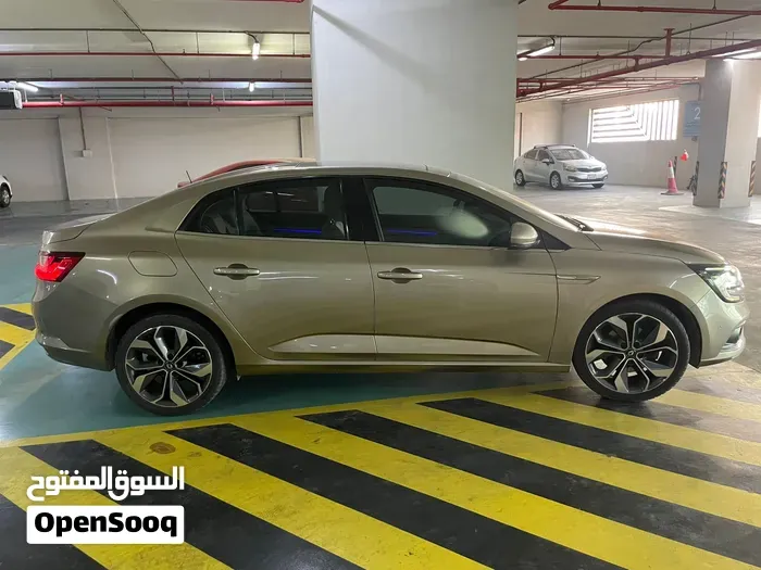 Renault Megane 2019 photo 4