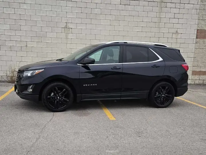 Chevrolet Equinox 2021 photo 2