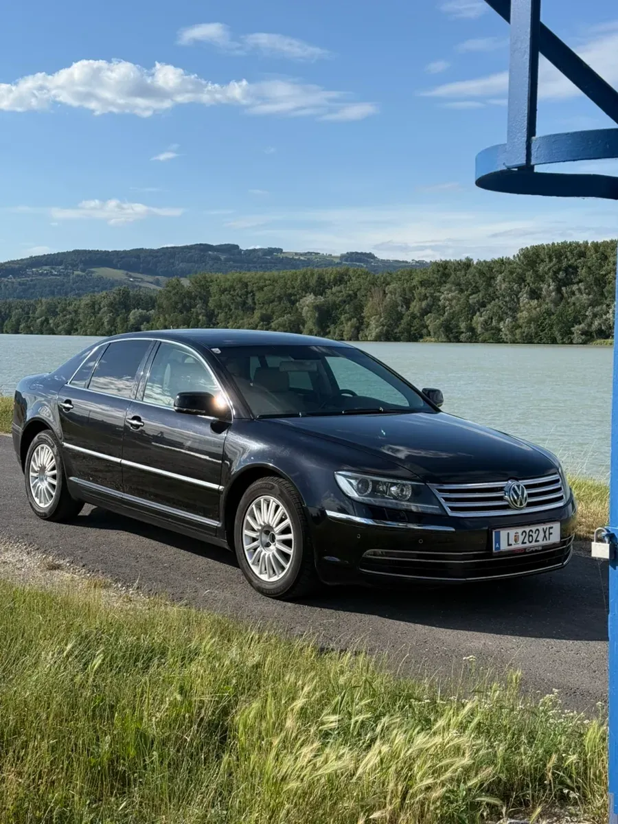 Volkswagen Phaeton 2014 photo 3