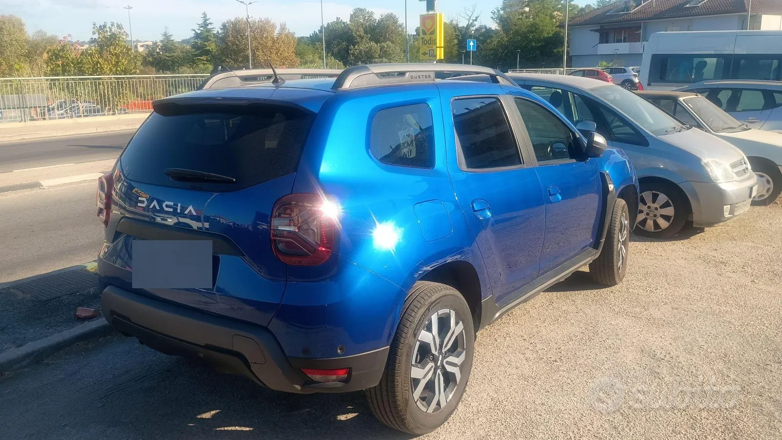 Dacia Duster 2022 photo 2