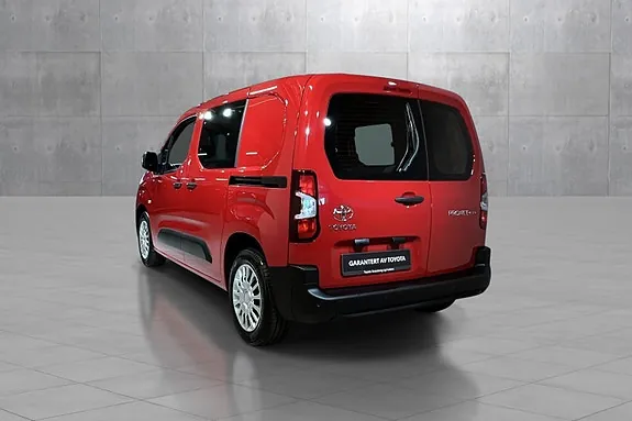 Toyota Proace City 2024 photo 3