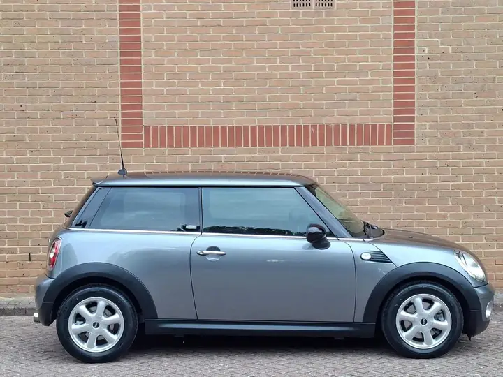 Mini One 2009 photo 5