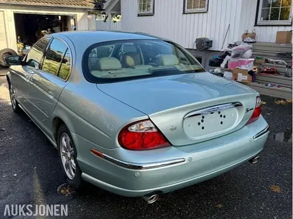 Jaguar S-Type 2000 photo 4