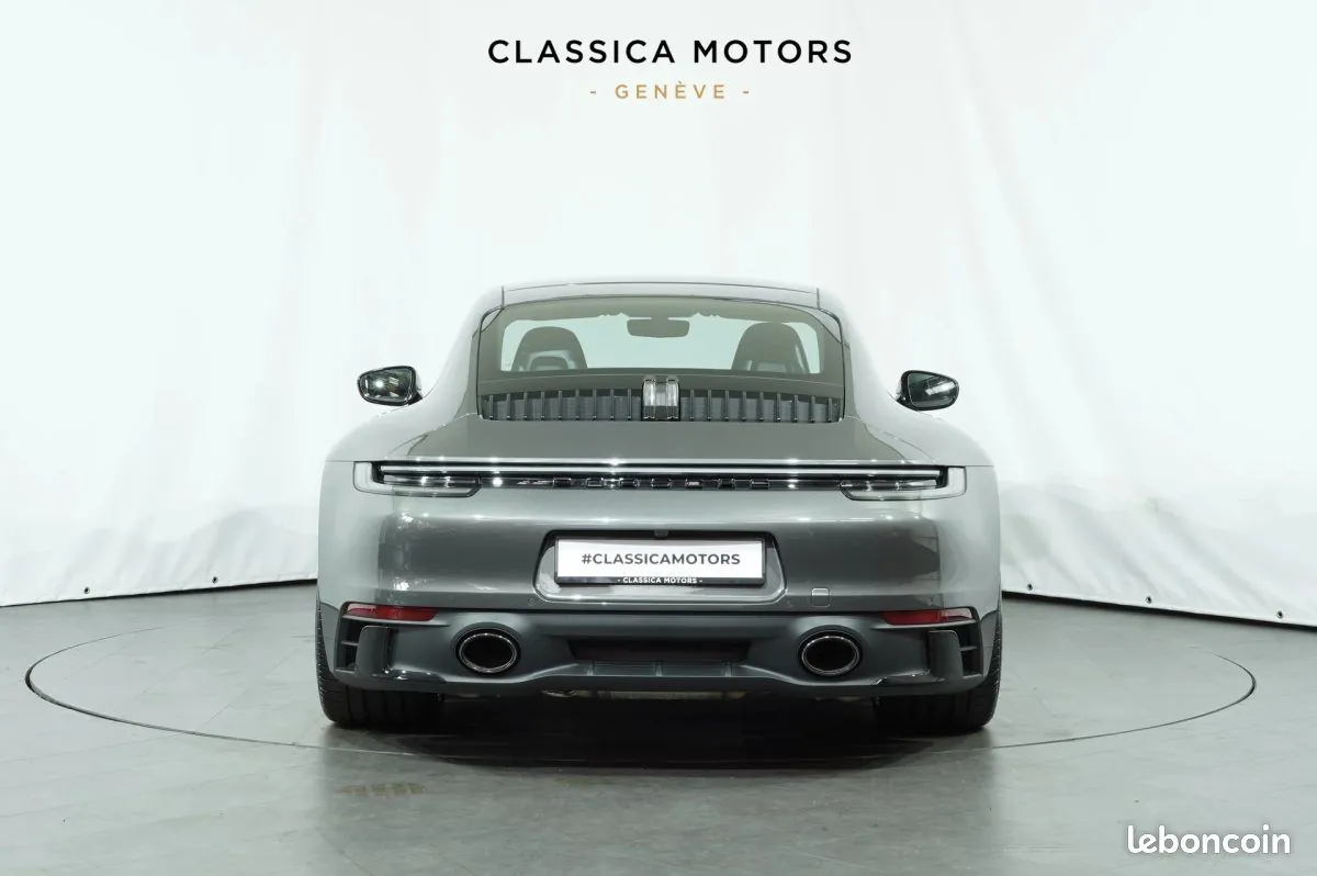 Porsche 911 2022 photo 4