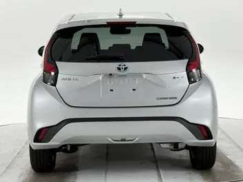 Toyota Aqua 2025 photo 4