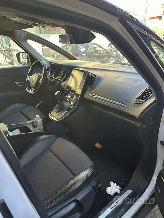 Renault Grand Scénic 2017 photo 5