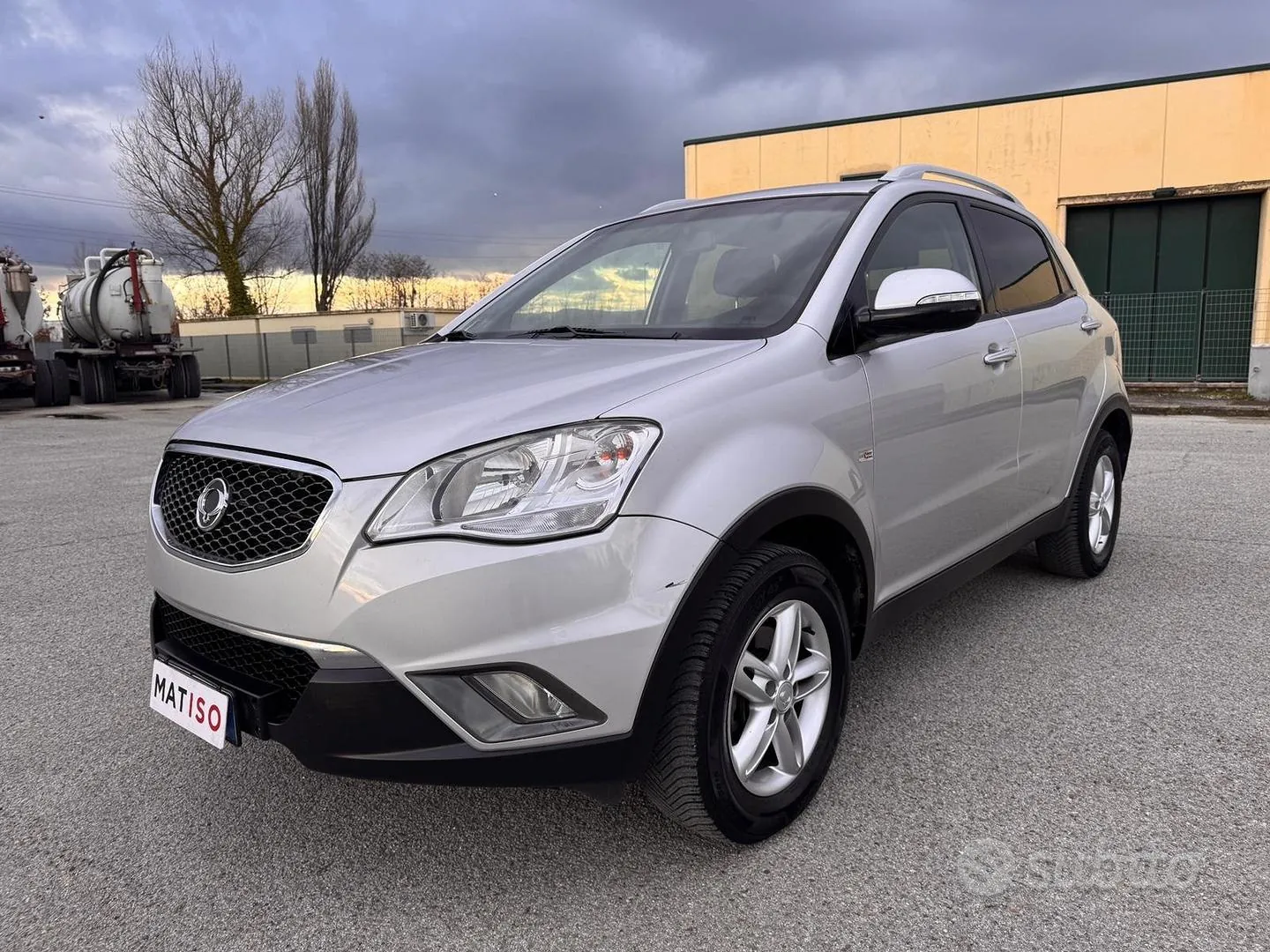 KG Mobility Korando 2012 photo 3