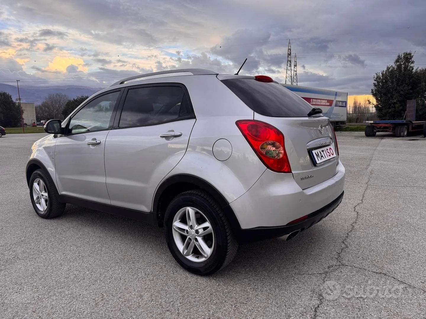 KG Mobility Korando 2012 photo 5