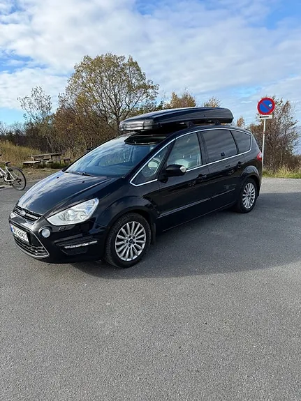 Ford S-Max 2014 photo 4