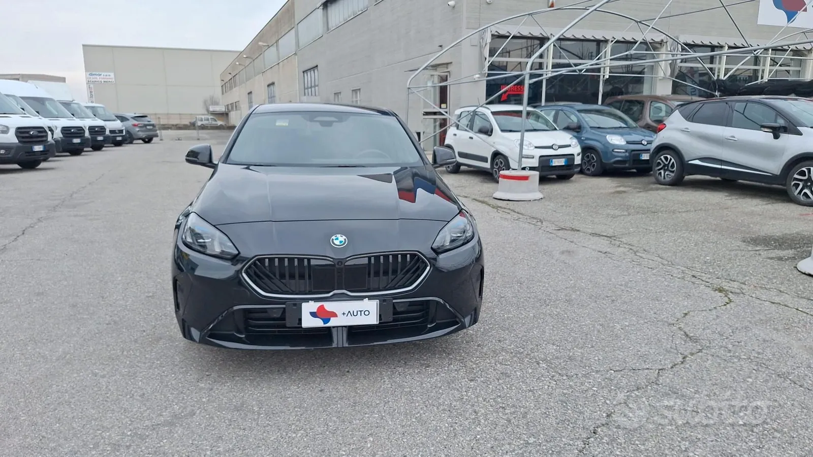 BMW 118 2025 photo 3