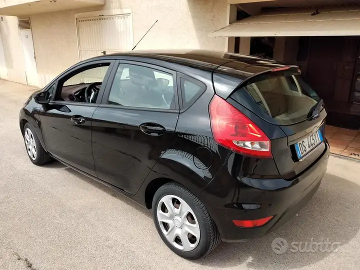 Ford Fiesta 2008 photo 4
