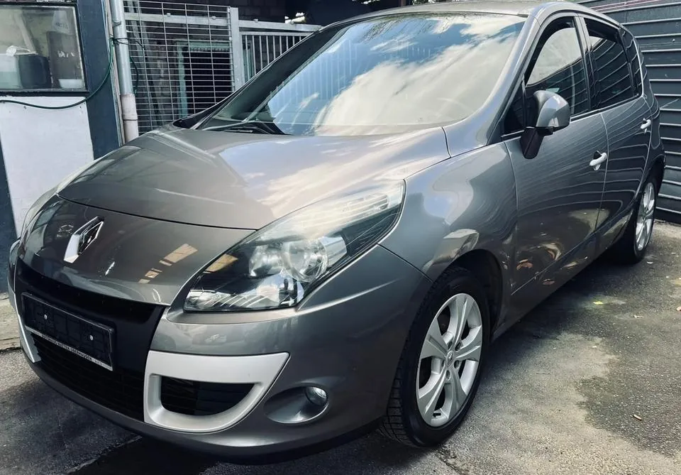 Renault Megane Scenic
