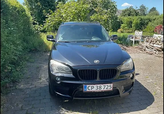 BMW X1 2011 photo 2