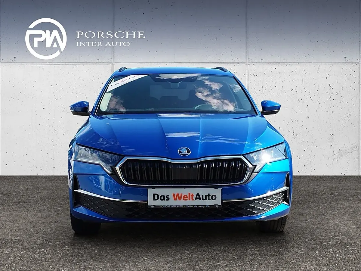 Skoda Octavia 2025 photo 2