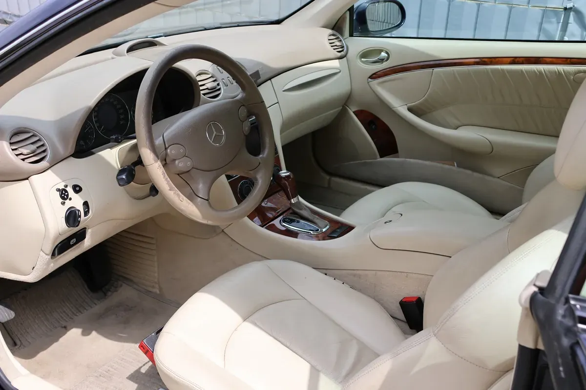 Mercedes-Benz Clk-Class 2006 photo 3