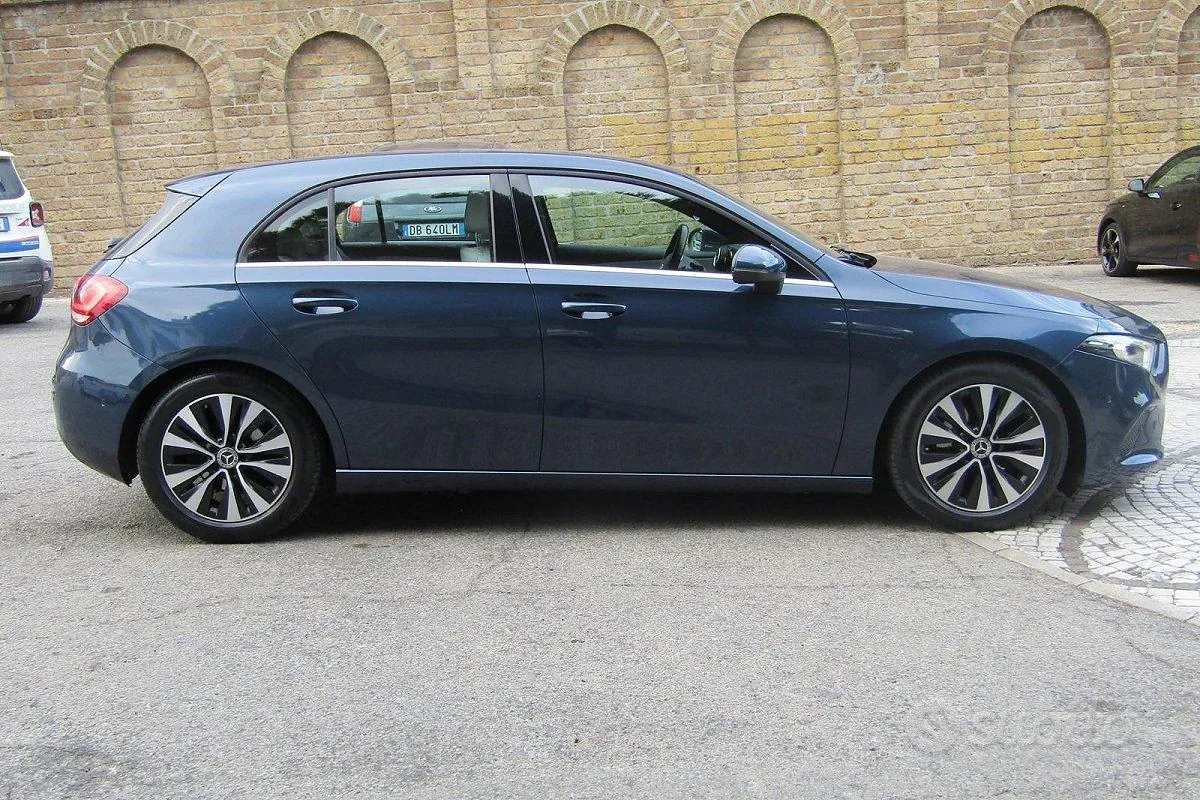 Mercedes-Benz A-Class 2020 photo 4