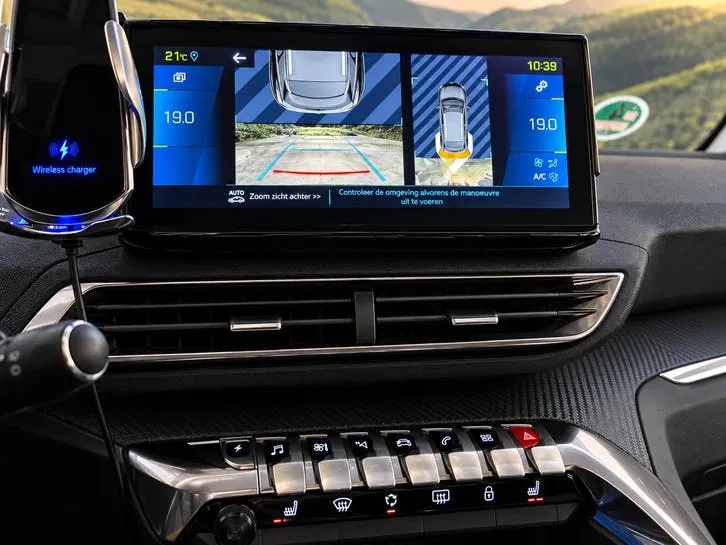 Peugeot 3008 2021 photo 3