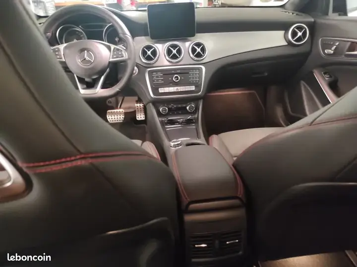 Mercedes-Benz Autres 2017 photo 3
