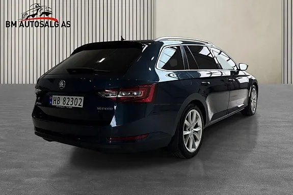 Skoda Superb 2018 photo 5