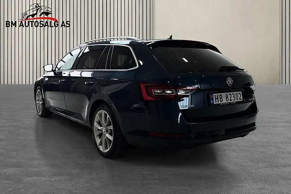 Skoda Superb 2018 photo 4