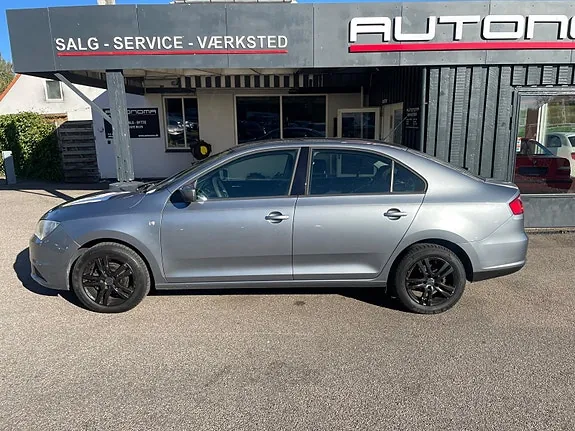 Seat Toledo 2013 photo 2