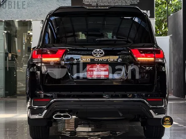 Toyota Land Cruiser 2025 photo 2