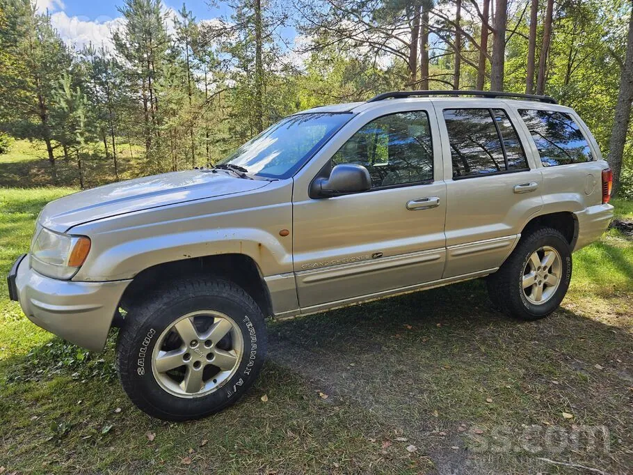 Jeep Grand Cherokee 2003 photo 2