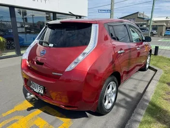 Nissan Leaf 2012 photo 4