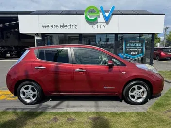 Nissan Leaf 2012 photo 3