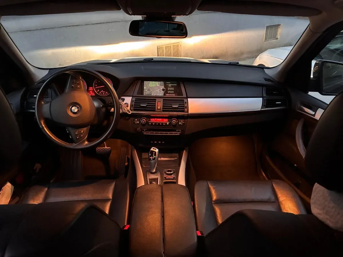BMW X5 2013 photo 2