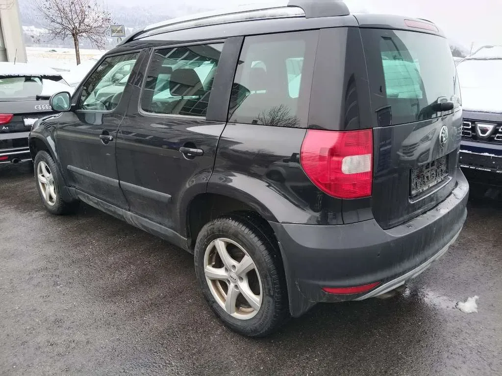 Skoda Yeti 2013 photo 3