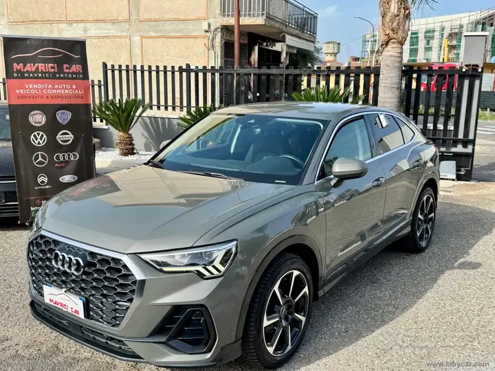 Audi Q3 2022 photo 4